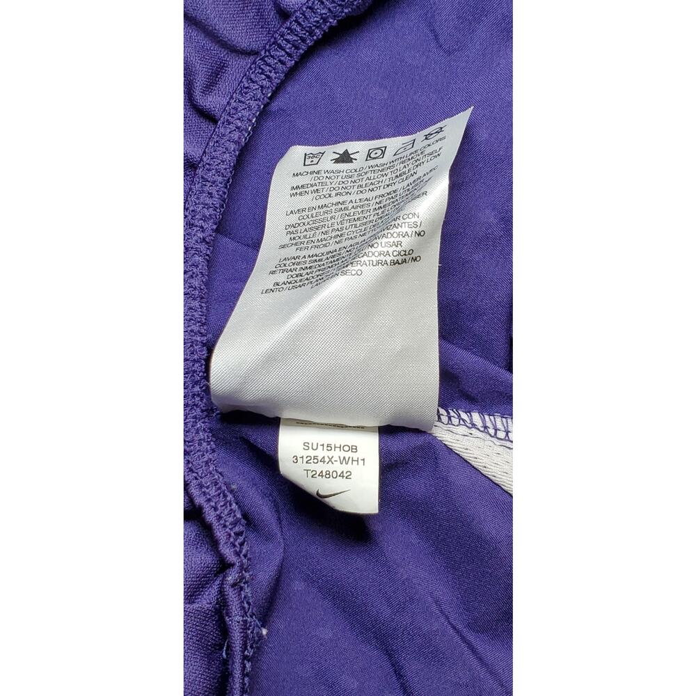 Nike WASHINGTON HUSKIES Sz S Purple COLLEGE RUNNING SHORTS Athletic Women's C21 - Picture 5 of 9